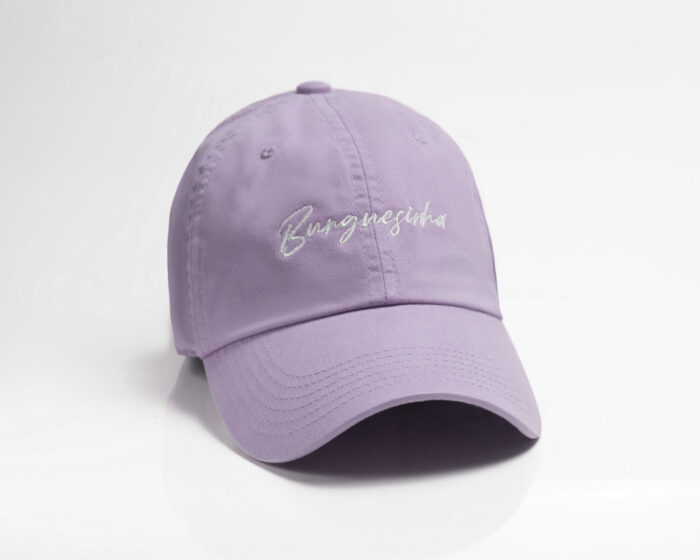 Boné Burguesinha Minimalista
